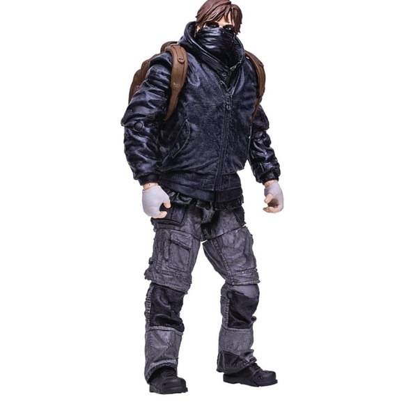 McFarlane DC Batman Movie Bruce Wayne 7" Action Figure with Accessories. NIB - Picture 3 of 7